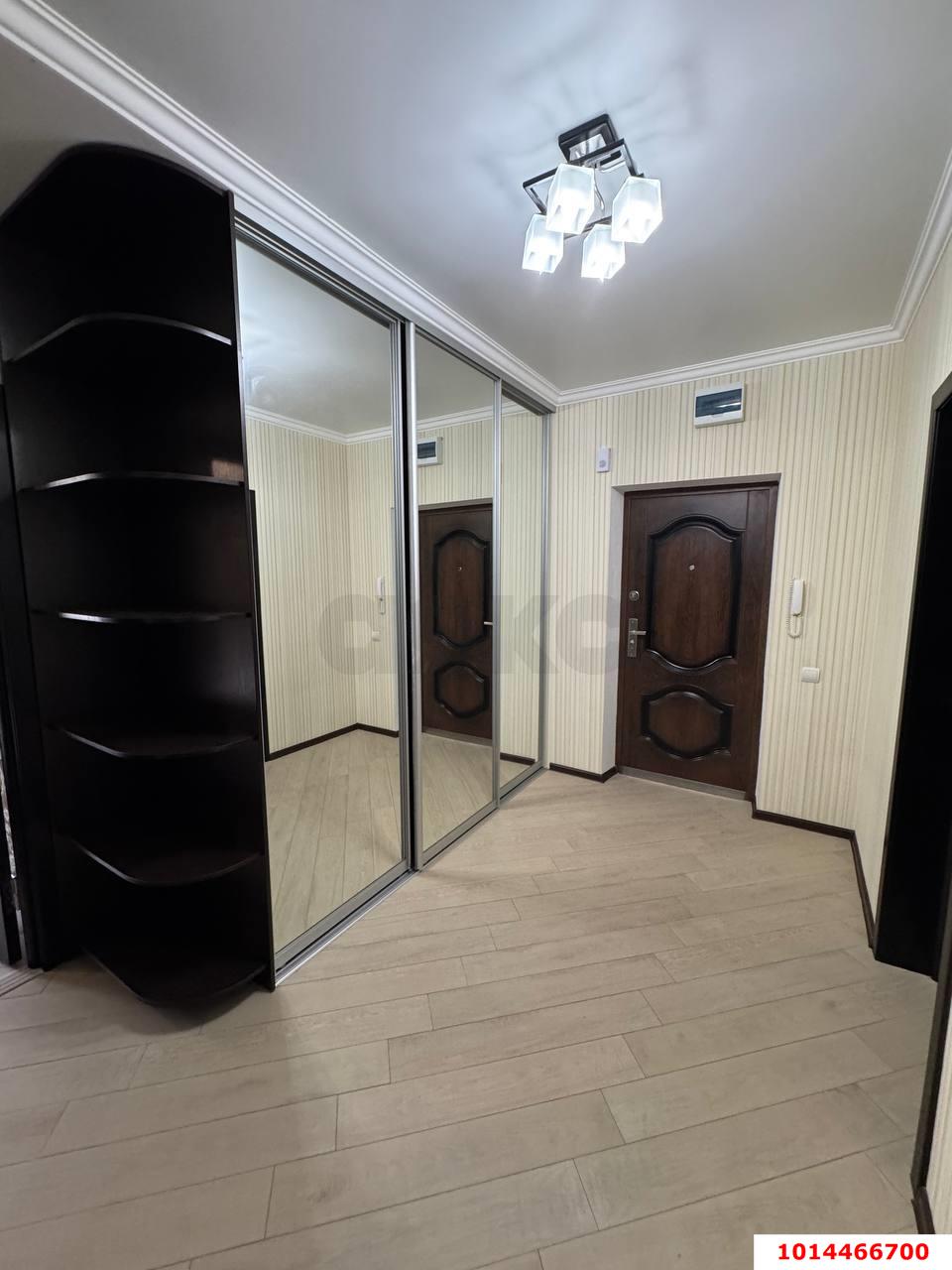 Фото №10: 2-комнатная квартира 65 м² - Краснодар, жилой комплекс Севастопольский, ул. имени Жлобы, 145