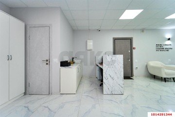 Фото №5: Торговое помещение 51 м² - Краснодар, мкр. жилой комплекс Рекорд, ул. Новороссийская, 90/2к2