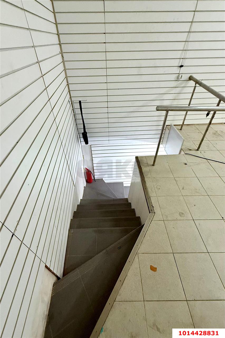 Фото №7: Коммерция 46 м² - Краснодар, Центральный внутригородской округ, мкр. Дубинка, ул. Новороссийская, 2А