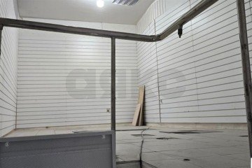 Фото №3: Торговое помещение 47 м² - Краснодар, мкр. Дубинка, ул. Новороссийская, 2А