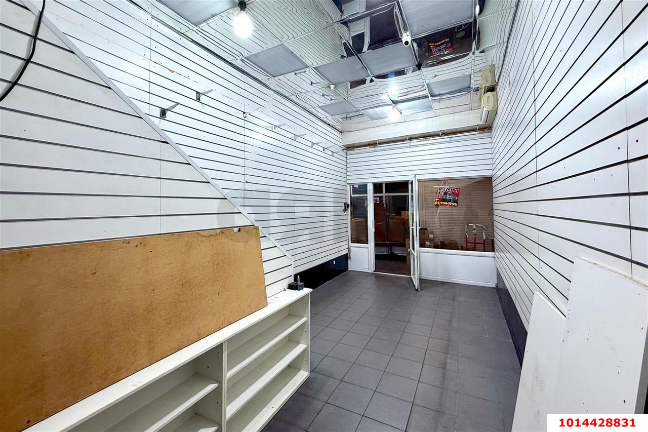 Фото №1: Торговое помещение 47 м² - Краснодар, Дубинка, ул. Новороссийская, 2А