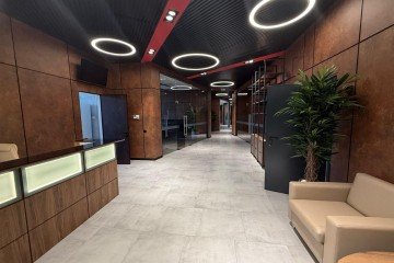 Фото №2: Офисное помещение 714 м² - Яблоновский, ул. Дорожная, 1/3Б