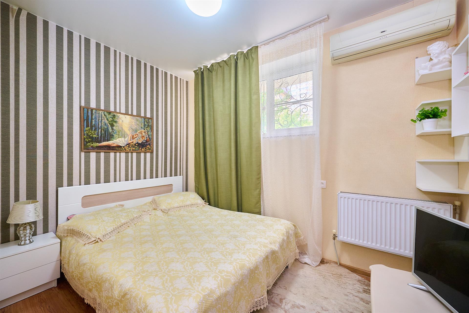 Фото №1: 1-комнатная квартира 27 м² - Краснодар, Прикубанский внутригородской округ, Музыкальный, мкр. Завод Радиоизмерительных Приборов, ул. имени С.С. Прокофьева, 3А