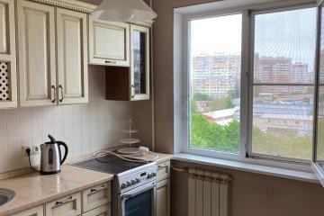 Фото №1: 1-комнатная квартира 38 м² - Краснодар, мкр. Черёмушки, ул. Вишняковой, 1/6