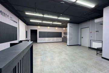 Фото №3: Торговое помещение 72 м² - Краснодар, мкр. Черёмушки, ул. Новороссийская, 90/2