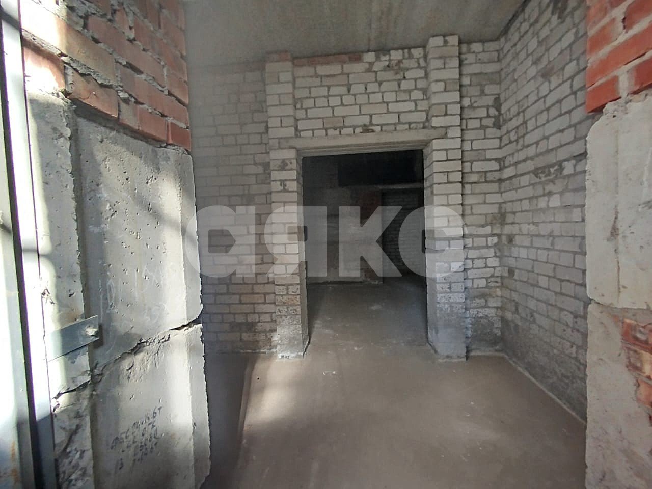 Фото №3: Коммерция 263 м² - Волгоград, жилой комплекс Мишино, ул. Варшавская, 4