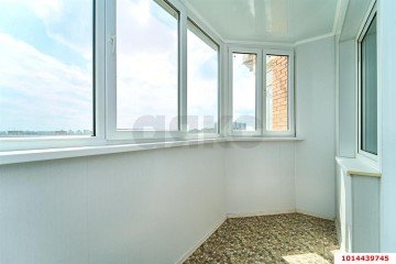 Фото №1: 1-комнатная квартира 50 м² - Краснодар, мкр. Фестивальный, ул. Яна Полуяна, 51/1