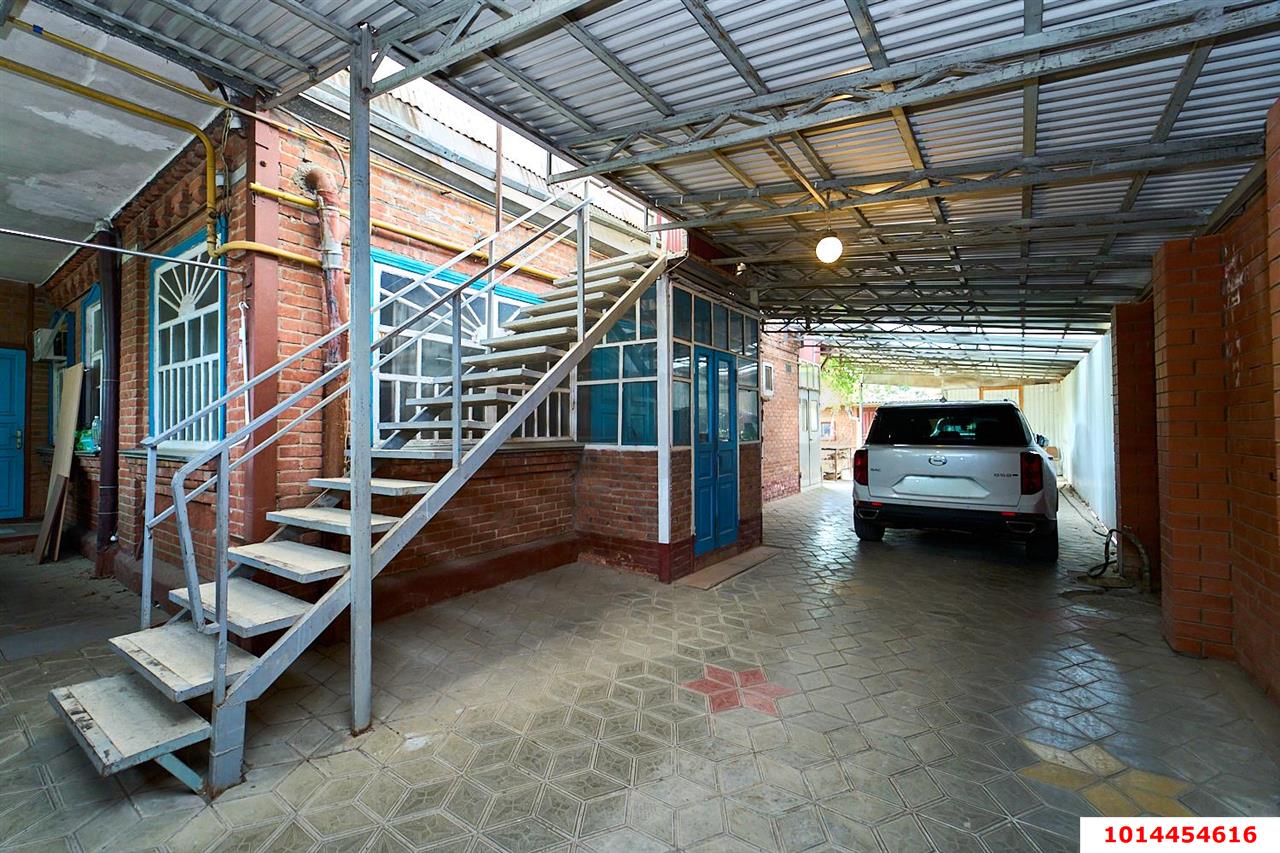 Фото №18: Дом 204 м² + 4 сот. - Краснодар, Карасунский внутригородской округ, мкр. Хлопчато-бумажный Комбинат, ул. Луначарского, 37