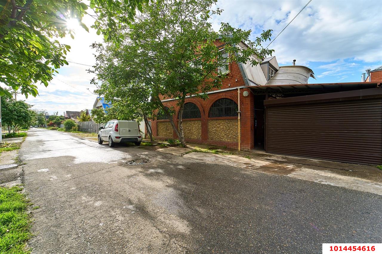 Фото №14: Дом 204 м² + 4 сот. - Краснодар, Карасунский внутригородской округ, мкр. Хлопчато-бумажный Комбинат, ул. Луначарского, 37