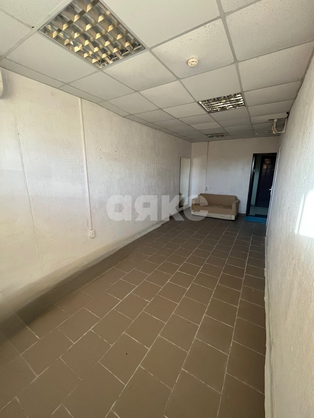 Фото №4: Коммерция 19 м² - Темрюк, ул. Анджиевского, 55к6
