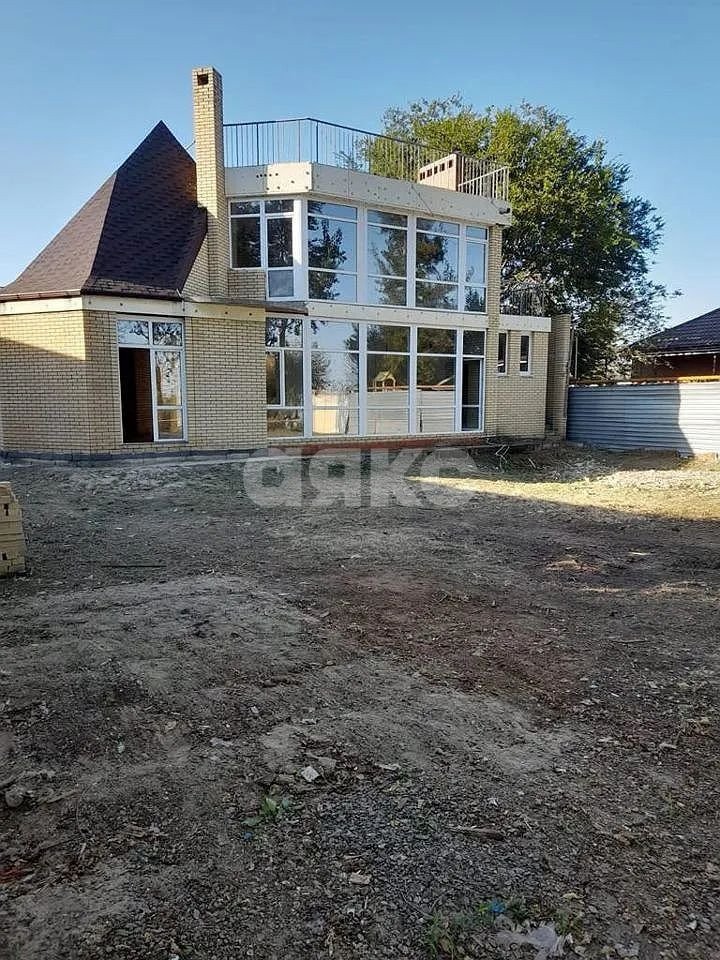 Фото №3: Дом 316 м² + 6 сот. - Батайск, Гидромеханизатор, ул. 16-я, 440
