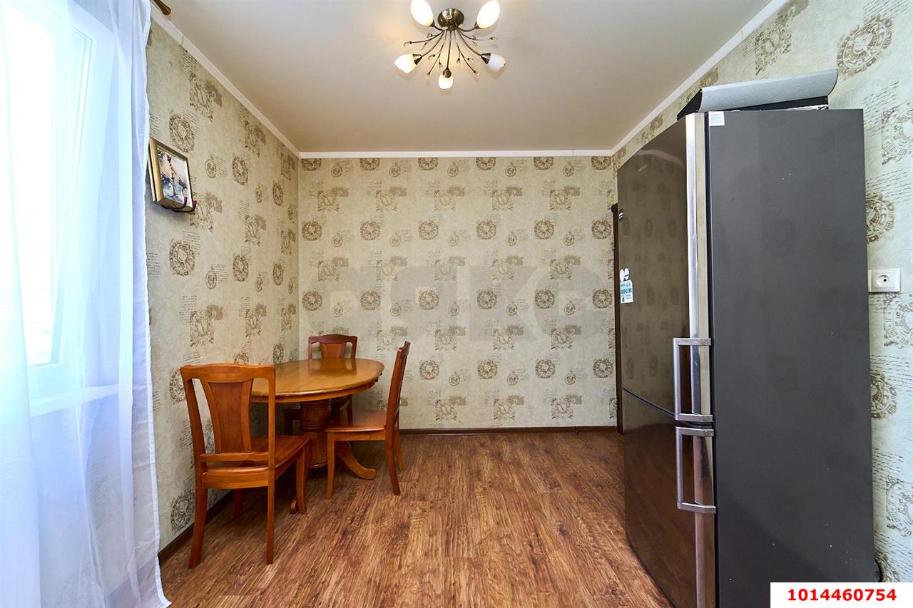 Фото №2: Дом 137 м² + 0.6 сот. - Краснодар, Центральный внутригородской округ, мкр. Центральный, ул. Будённого, 330