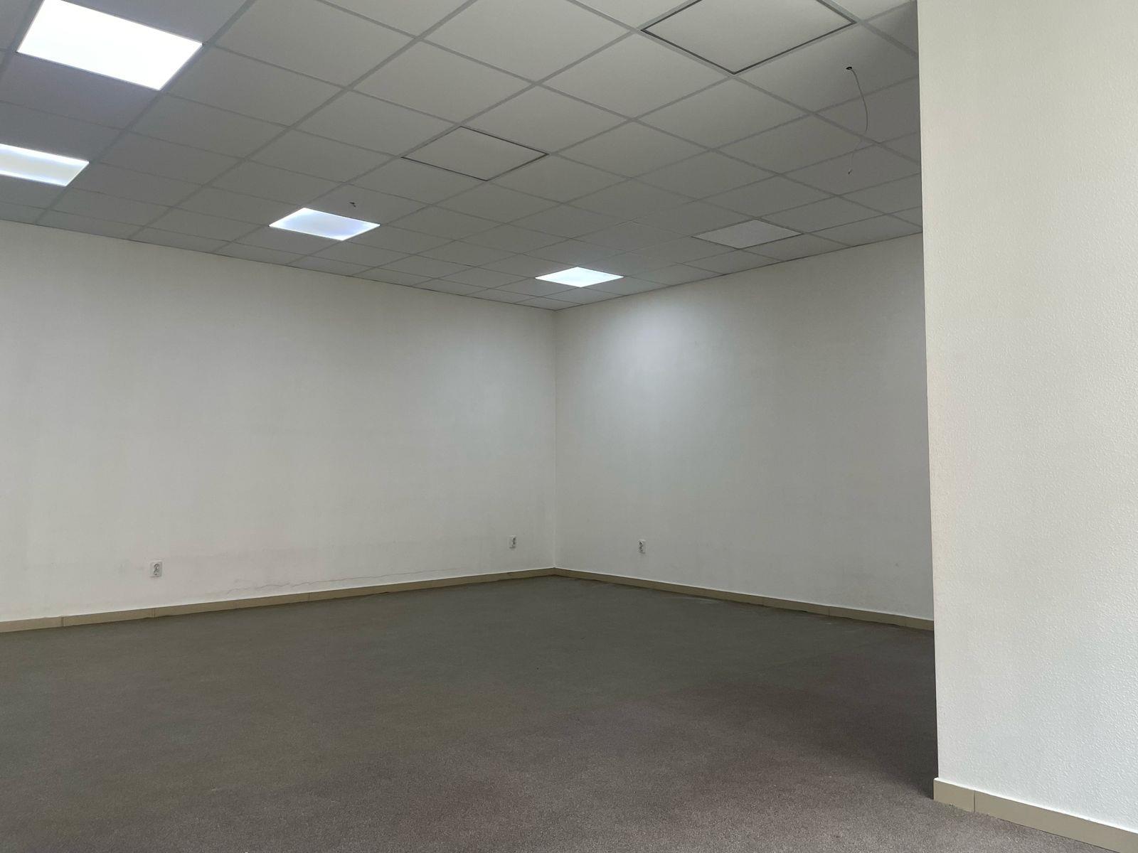 Фото №9: Коммерция 97 м² - Краснодар, Прикубанский внутригородской округ, Славянский, мкр. Светлоград, ул. Красных Партизан, 1/4к3