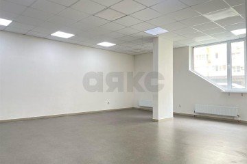 Фото №3: Торговое помещение 98 м² - Краснодар, мкр. Светлоград, ул. Красных Партизан, 1/4к3
