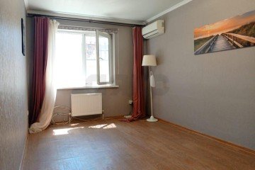 Фото №1: 2-комнатная квартира 50 м² - Российский, мкр. Прикубанский внутригородской округ, ул. Атамана Бабыча, 8