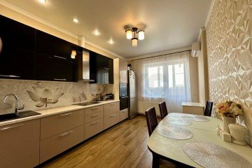 Фото №1: 1-комнатная квартира 47 м² - Краснодар, мкр. жилой комплекс Красная площадь, ул. Кореновская, 57к2