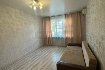 Фото №1: 2-комнатная квартира 42 м² - Яблоновский, ул. Гагарина, 39/2