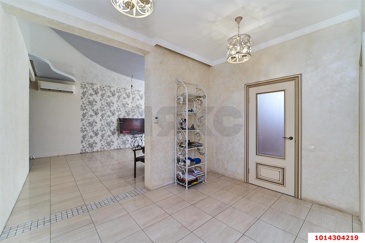 Фото №7: Дом 238 м² + 5.2 сот. - Тахтамукай, мкр. Европейская Деревня, ул. Майкопская, 9