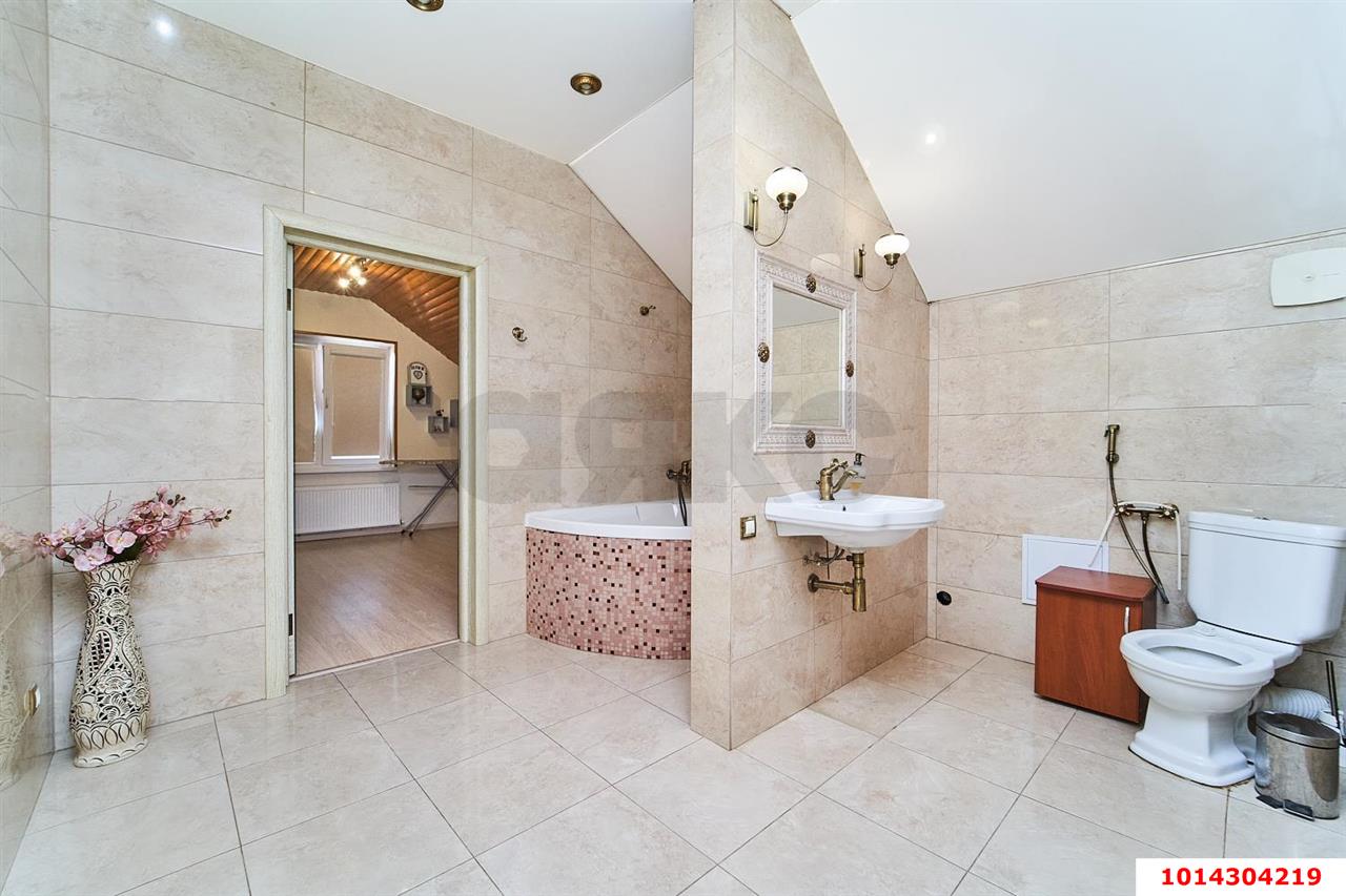 Фото №16: Дом 238 м² + 5.2 сот. - Тахтамукай, мкр. Европейская Деревня, ул. Майкопская, 9