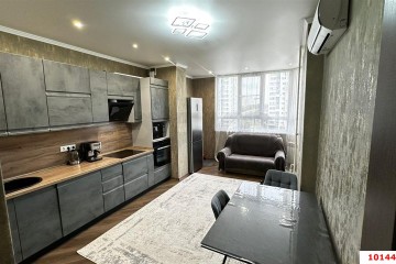 Фото №1: 3-комнатная квартира 81 м² - Краснодар, мкр. жилой комплекс Бауинвест, ул. имени 40-летия Победы, 184к2