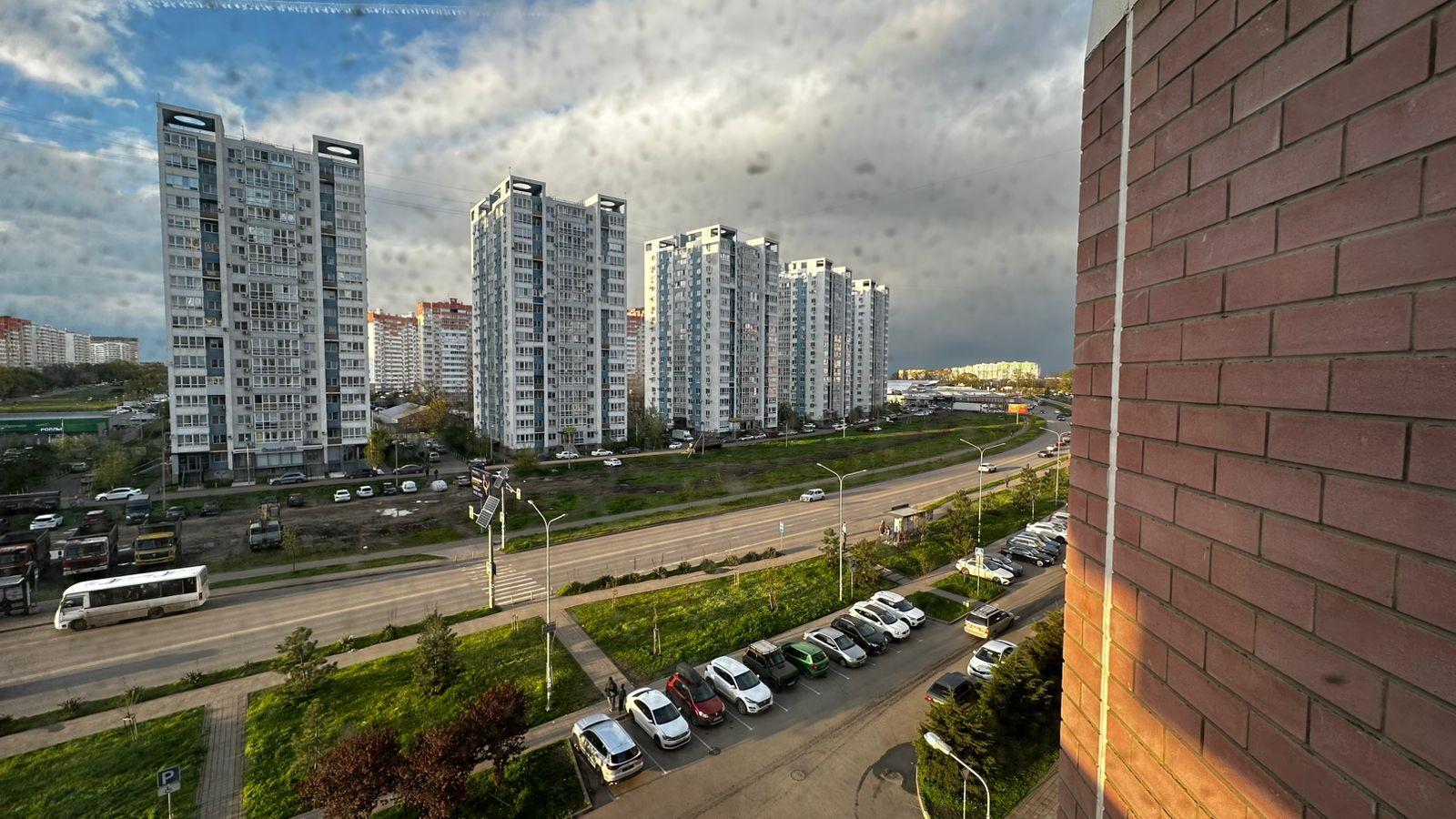 Фото №6: 3-комнатная квартира 83 м² - Краснодар, жилой комплекс Бауинвест, мкр. Прикубанский внутригородской округ, ул. имени 40-летия Победы, 184к2