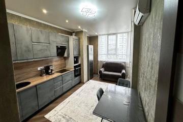 Фото №1: 3-комнатная квартира 81 м² - Краснодар, мкр. Прикубанский внутригородской округ, ул. имени 40-летия Победы, 184к2