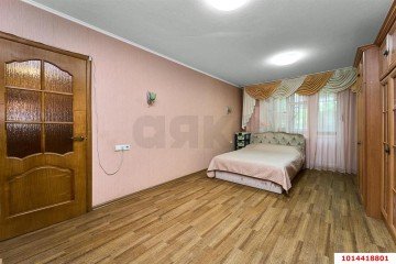 Фото №1: 1-комнатная квартира 34 м² - Краснодар, мкр. Хлопчато-бумажный Комбинат, ул. Уральская, 81/2