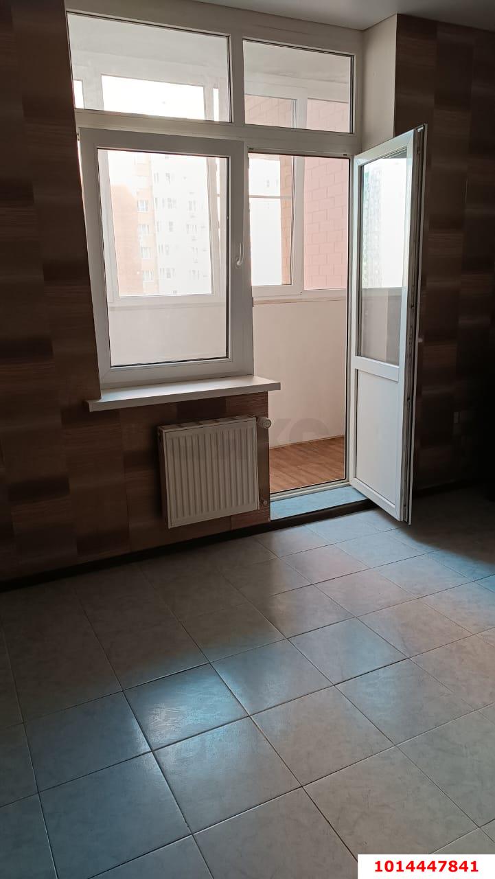 Фото №1: 2-комнатная квартира 59 м² - Краснодар, жилой комплекс Смоленский, ул. Восточно-Кругликовская, 30
