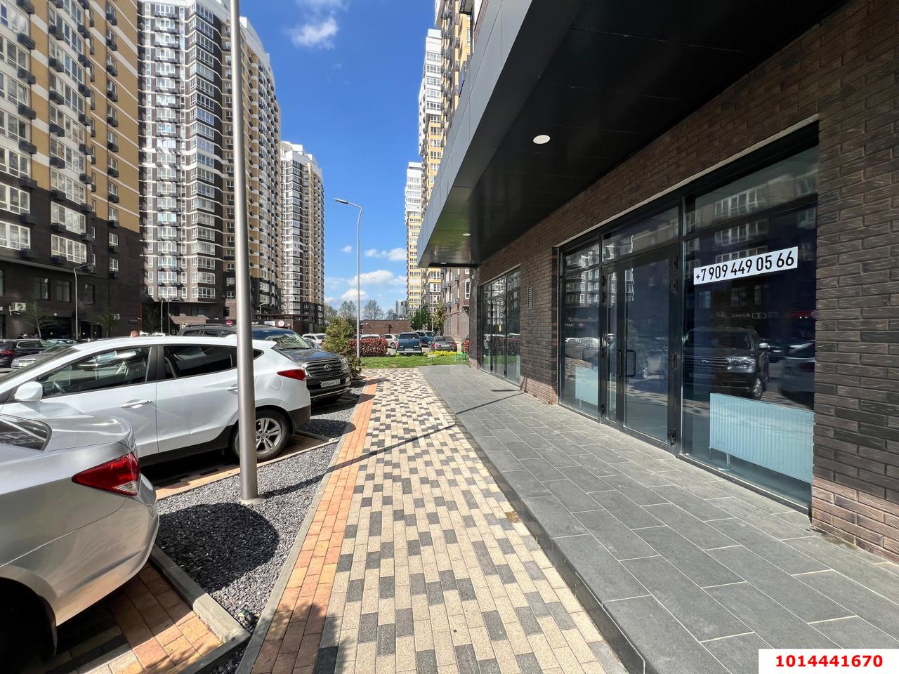 Фото №3: Торговое помещение 50 м² - Краснодар, жилой комплекс Элегант, ул. Сормовская, 1/6