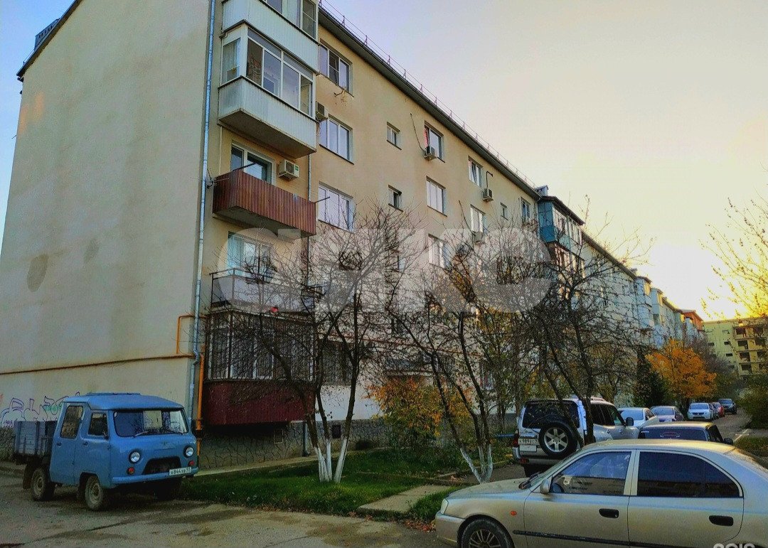 Фото №1: 2-комнатная квартира 42 м² - Горячий Ключ, Администрация, ул. Ленина, 236