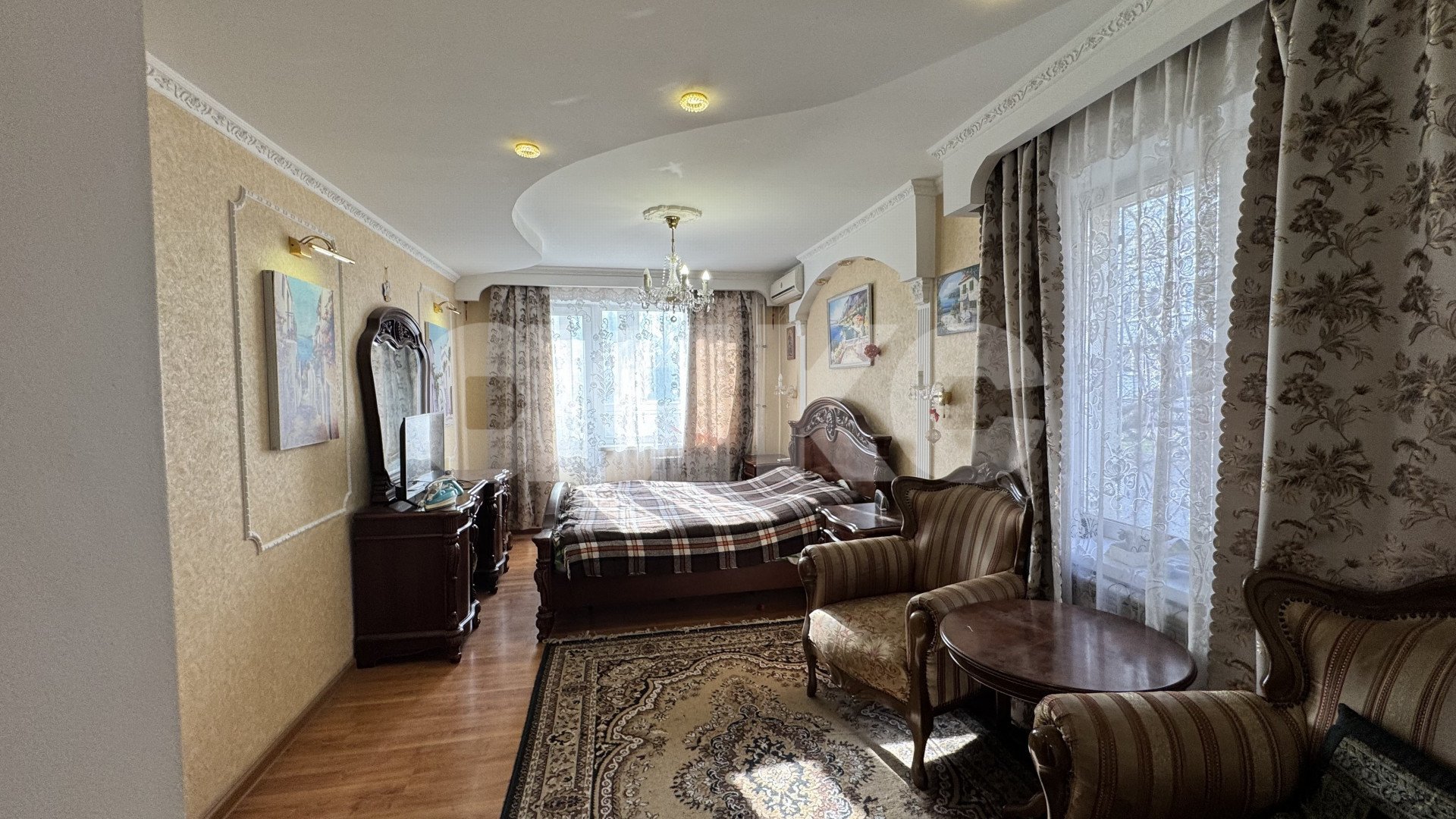 Фото №1: 3-комнатная квартира 57 м² - Мариуполь, Центральный, пр-кт Ленина, 95