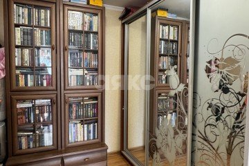 Фото №3: 3-комнатная квартира 57 м² - Мариуполь, р. Центральный, пр-кт Ленина, 95