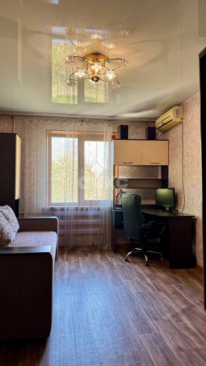 Фото №4: 3-комнатная квартира 60 м² - Мариуполь, Азовский, ул. 130-й Таганрогской Дивизии, 7