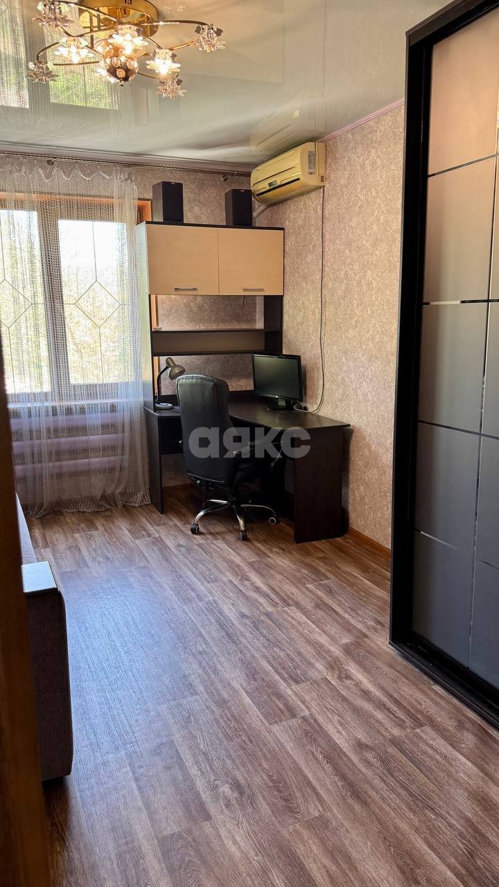 Фото №12: 3-комнатная квартира 60 м² - Мариуполь, Азовский, ул. 130-й Таганрогской Дивизии, 7