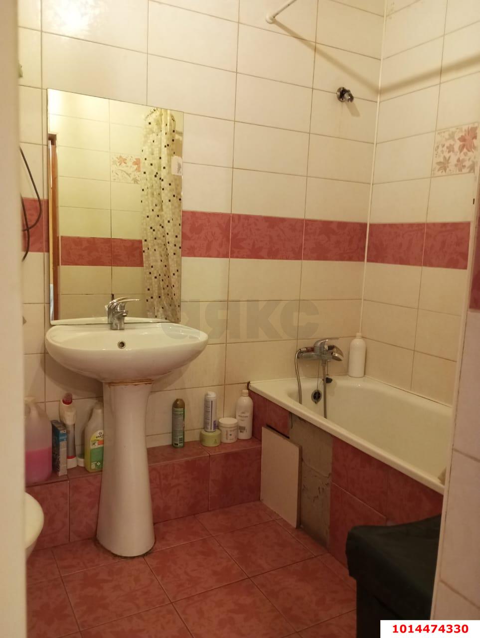 Фото №2: 2-комнатная квартира 74 м² - Яблоновский, ул. Лаухина, 11