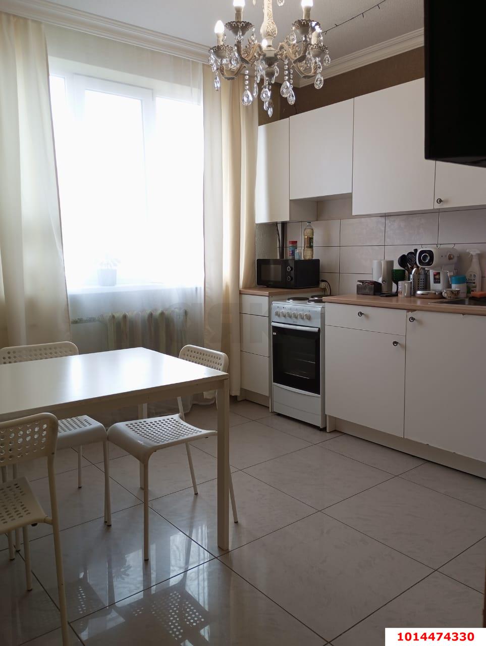 Фото №1: 2-комнатная квартира 74 м² - Яблоновский, ул. Лаухина, 11