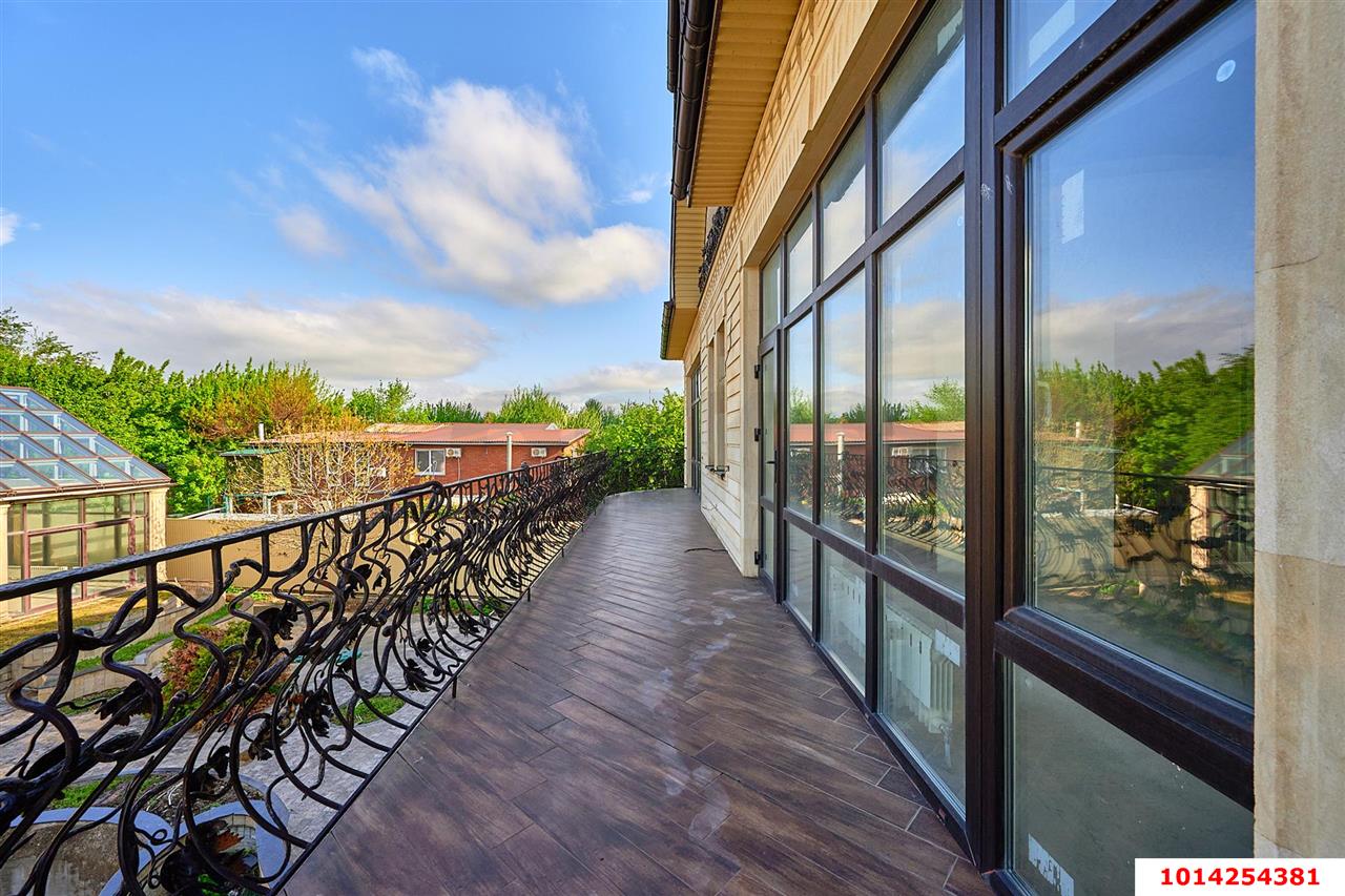 Фото №43: Дом 487 м² + 11.2 сот. - Краснодар, Центральный, ул. Краснодонская, 39