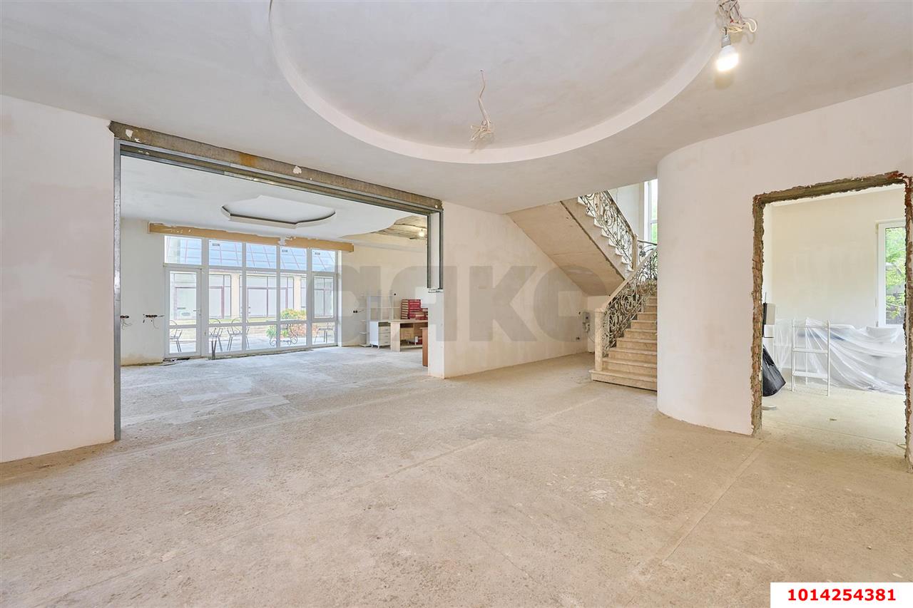 Фото №14: Дом 487 м² + 11.2 сот. - Краснодар, Западный внутригородской округ, Горогороды, мкр. Центральный, ул. Краснодонская, 39