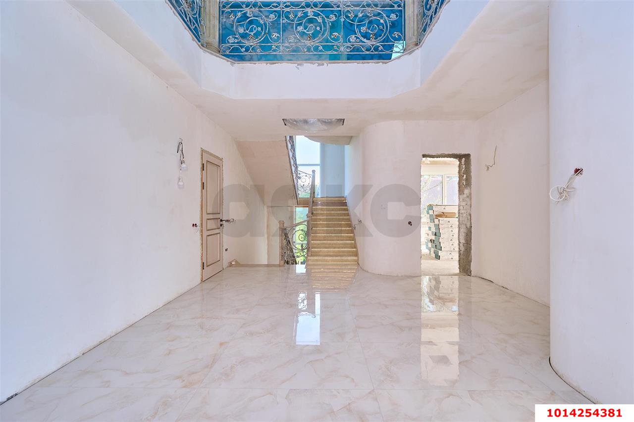 Фото №34: Дом 487 м² + 11.2 сот. - Краснодар, Центральный, ул. Краснодонская, 39