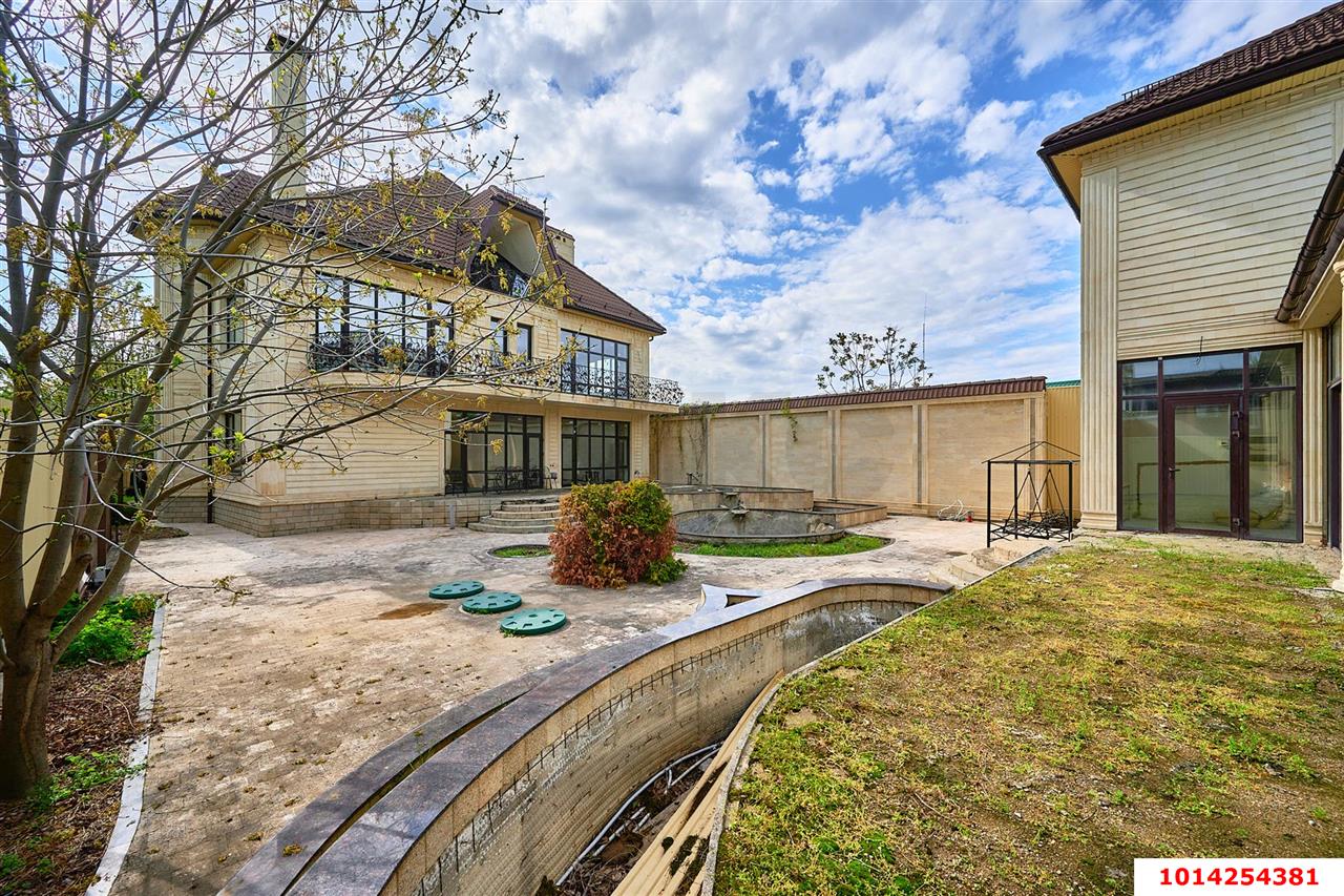 Фото №7: Дом 487 м² + 11.2 сот. - Краснодар, Центральный, ул. Краснодонская, 39