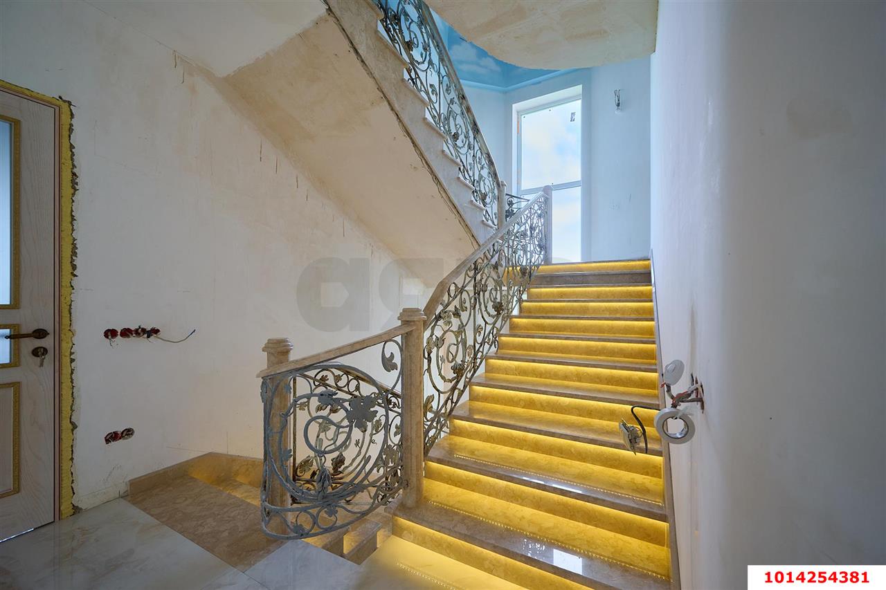 Фото №27: Дом 487 м² + 11.2 сот. - Краснодар, Центральный, ул. Краснодонская, 39