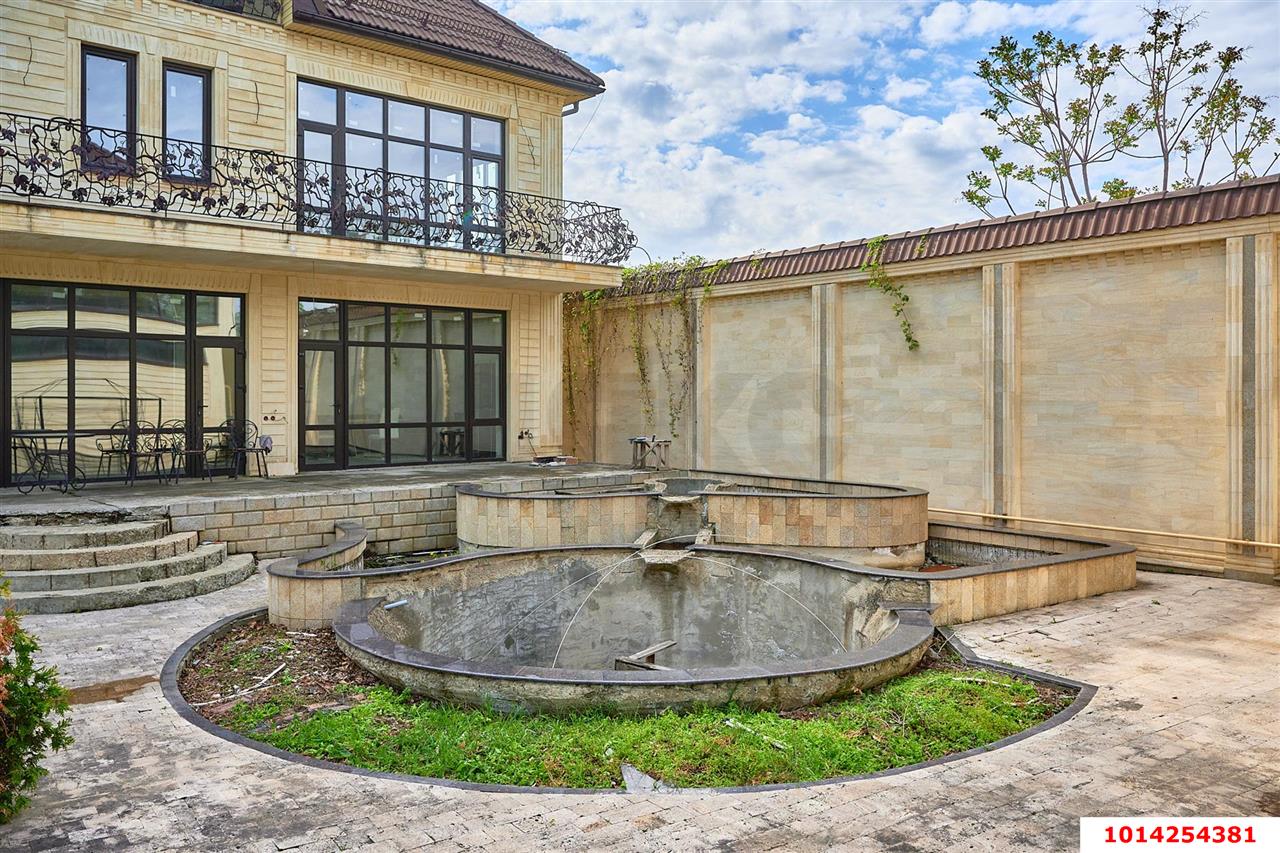 Фото №12: Дом 487 м² + 11.2 сот. - Краснодар, Центральный, ул. Краснодонская, 39