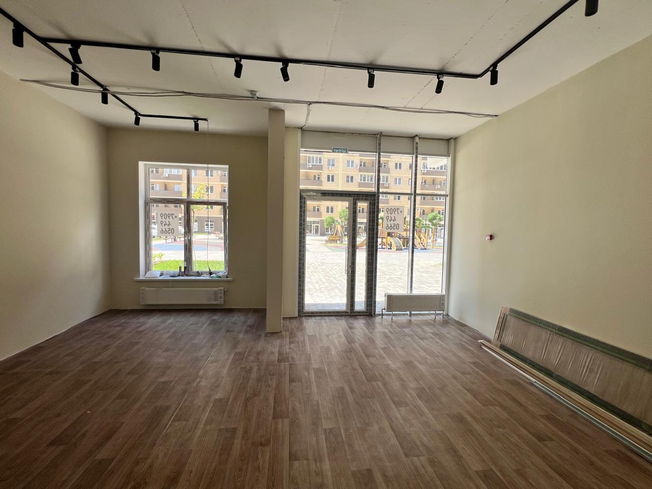 Фото №7: Коммерция 44 м² - Краснодар, Прикубанский внутригородской округ, мкр. жилой комплекс Дыхание, ул. Лётчика Позднякова, 2к25