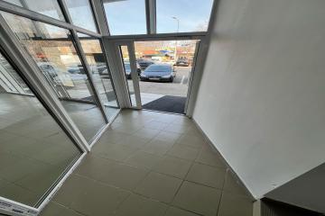 Фото №3: Коммерция 271 м² - Майкоп, мкр. Центр, ул. Крестьянская, 209