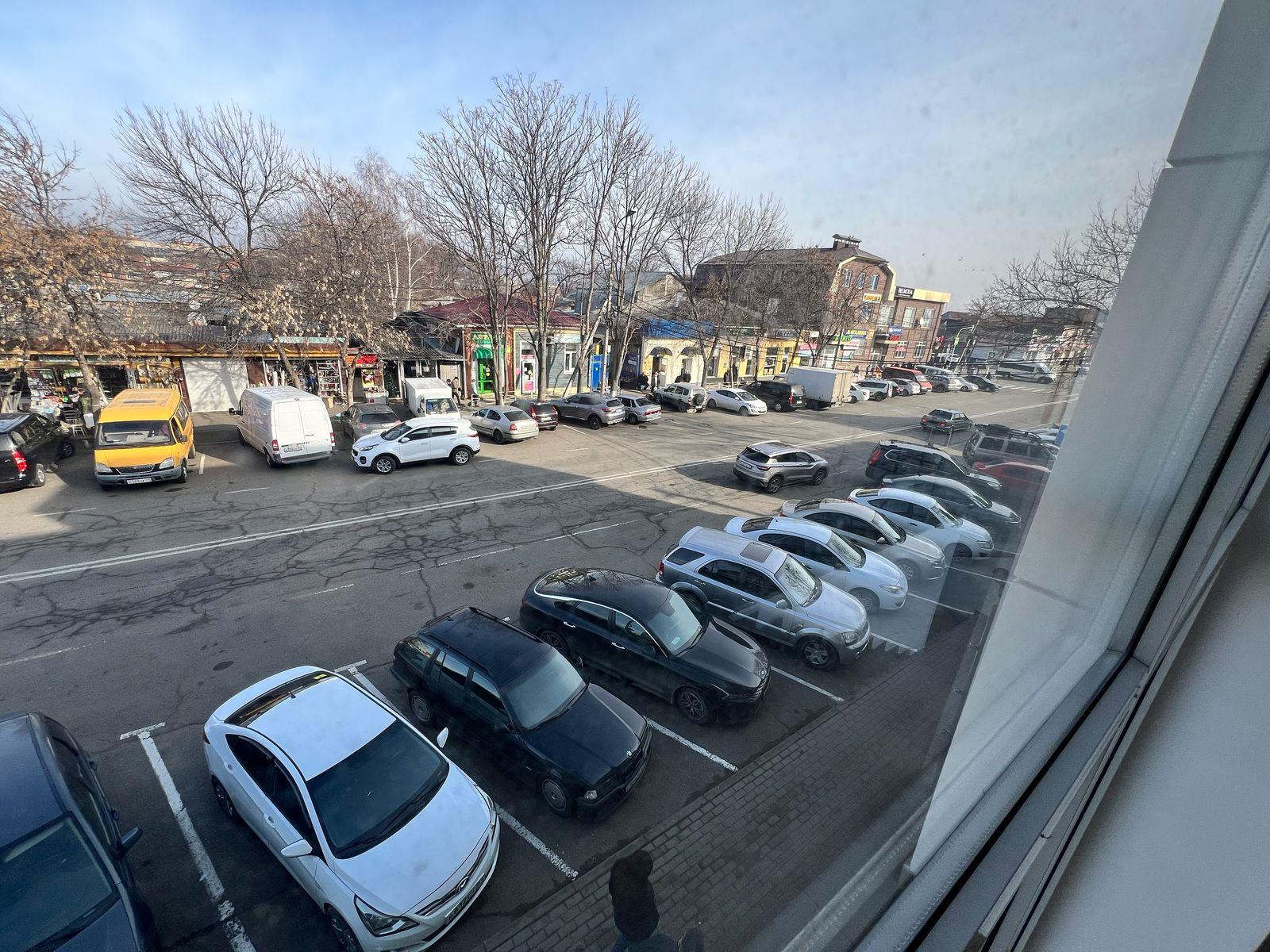 Фото №13: Коммерция 271 м² - Майкоп, мкр. Центр, ул. Крестьянская, 209