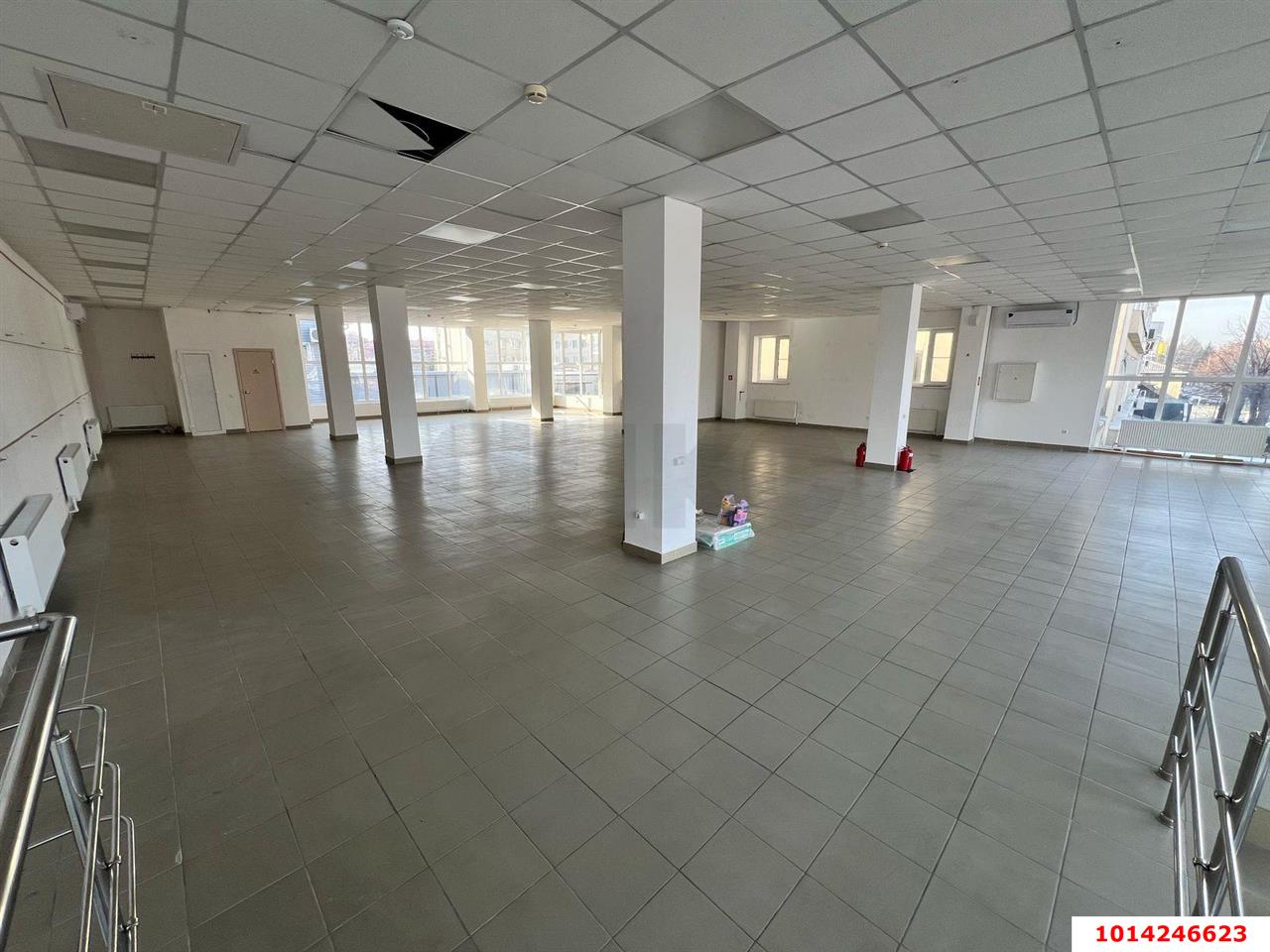 Фото №7: Торговое помещение 272 м² - Майкоп, Центр, ул. Крестьянская, 209