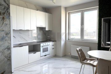 Фото №2: 1-комнатная квартира 50 м² - Краснодар, мкр. имени Маршала Жукова, ул. Александра Покрышкина, 2/3