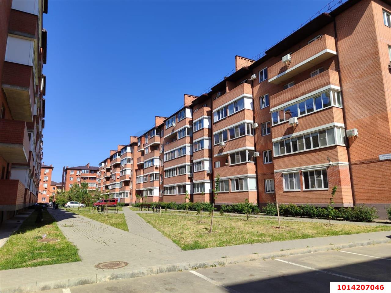Фото №1: 1-комнатная квартира 32 м² - Новая Адыгея, жилой комплекс Родной Дом, ул. Бжегокайская, 31/9А