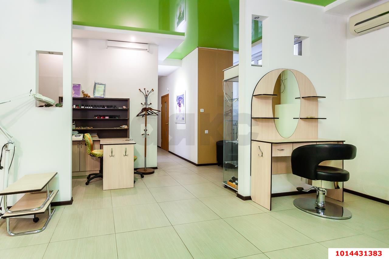 Фото №4: Студия 69 м² - Краснодар, Прикубанский внутригородской округ, Калинино, мкр. Краевая Клиническая Больница, ул. 1 Мая, 298