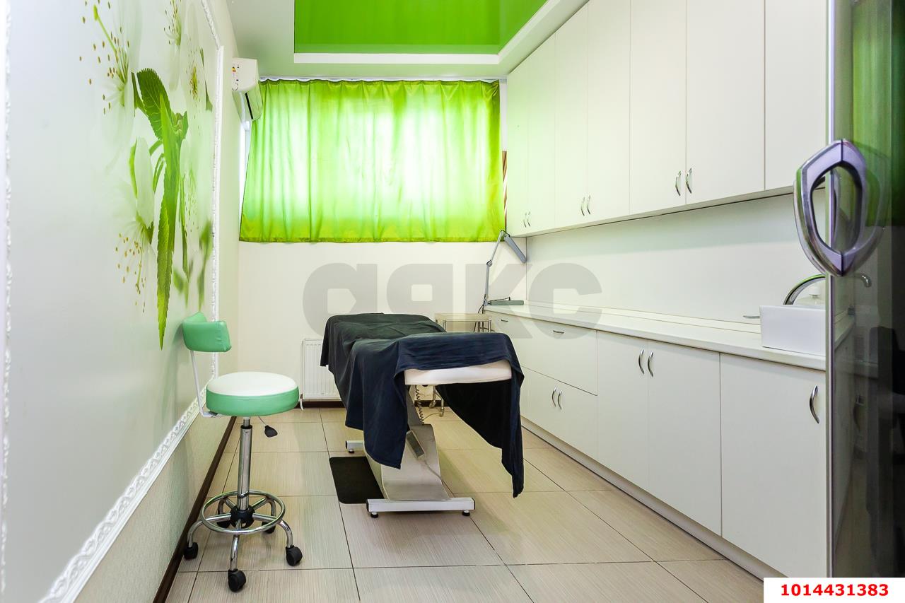 Фото №8: Студия 69 м² - Краснодар, Прикубанский внутригородской округ, Калинино, мкр. Краевая Клиническая Больница, ул. 1 Мая, 298